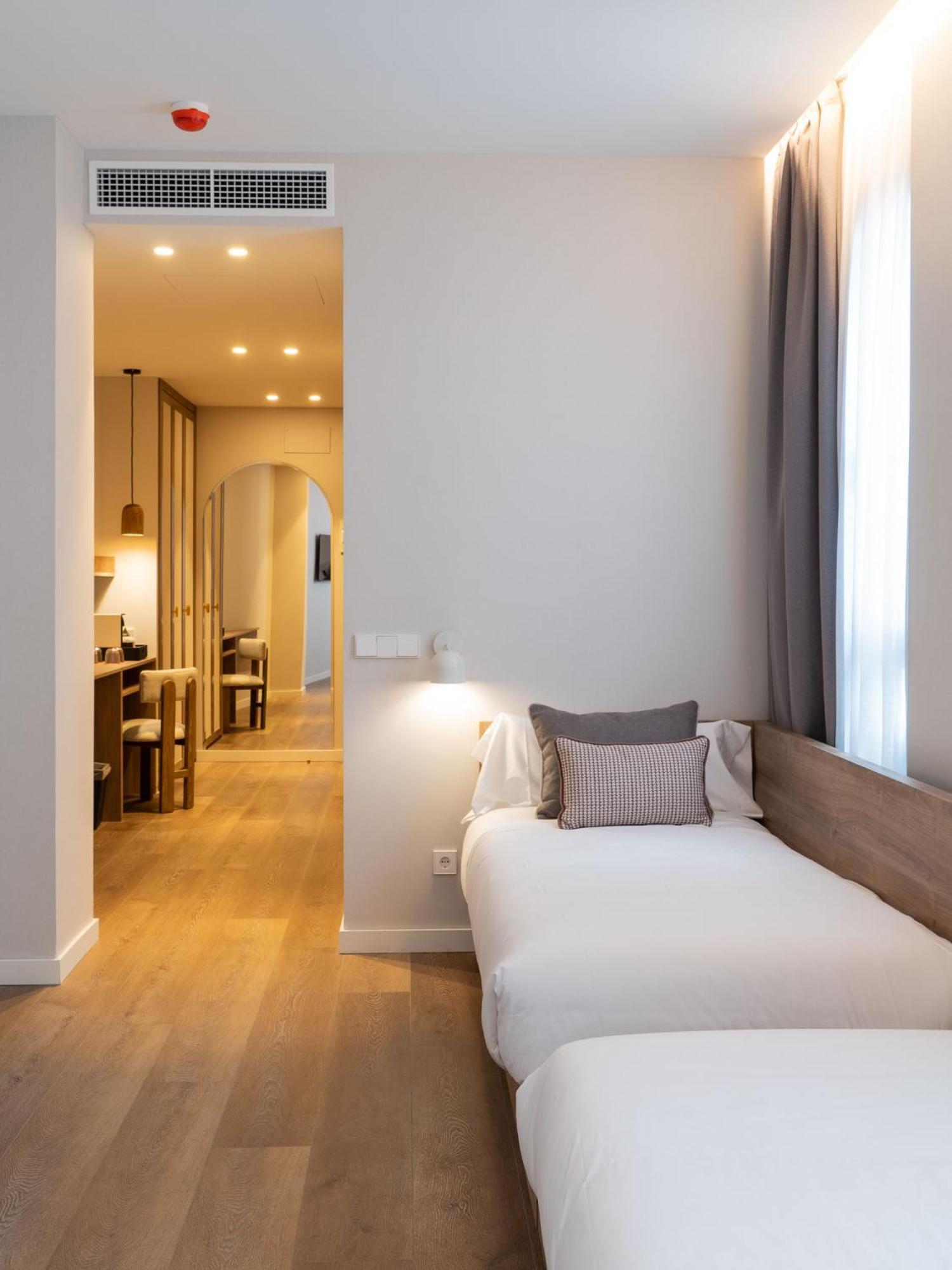 Hotel Well And Come Málaga Eksteriør bilde